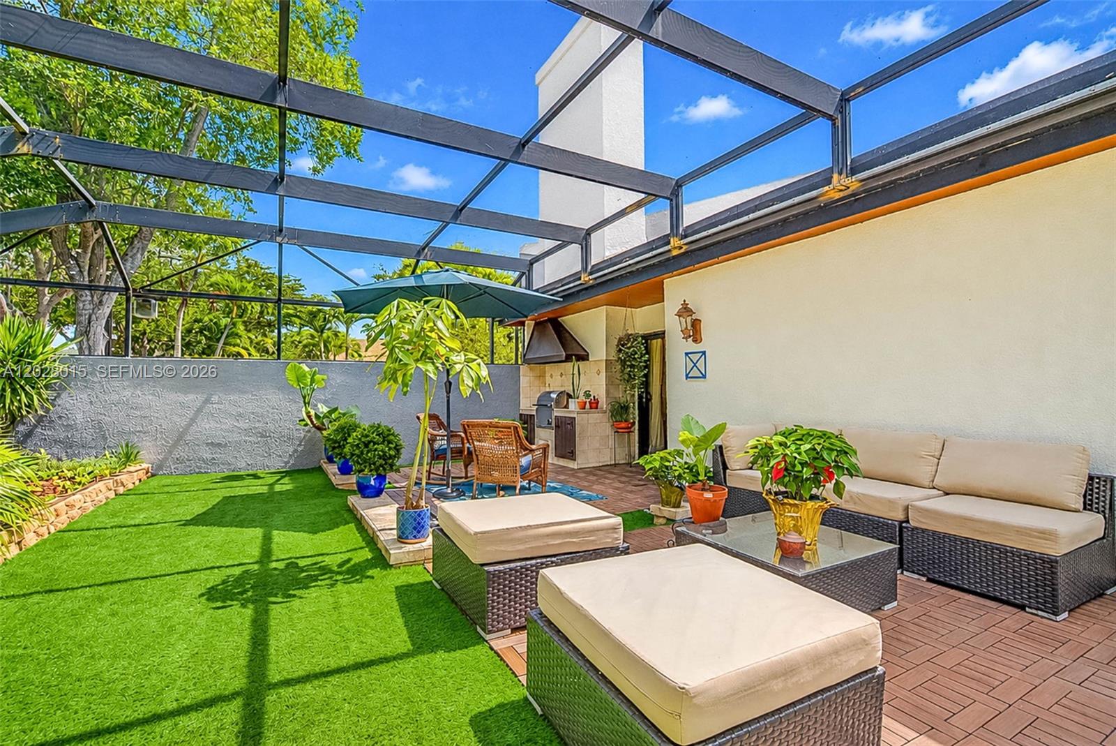 BANYANS OF SOUTH MIAMI CO - Residential