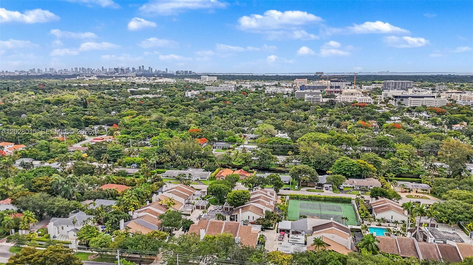BANYANS OF SOUTH MIAMI CO - Residential
