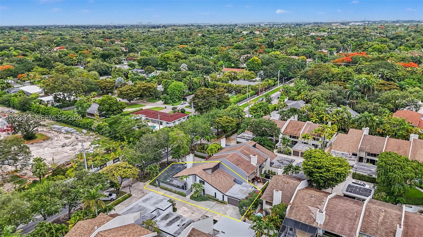 BANYANS OF SOUTH MIAMI CO - Residential