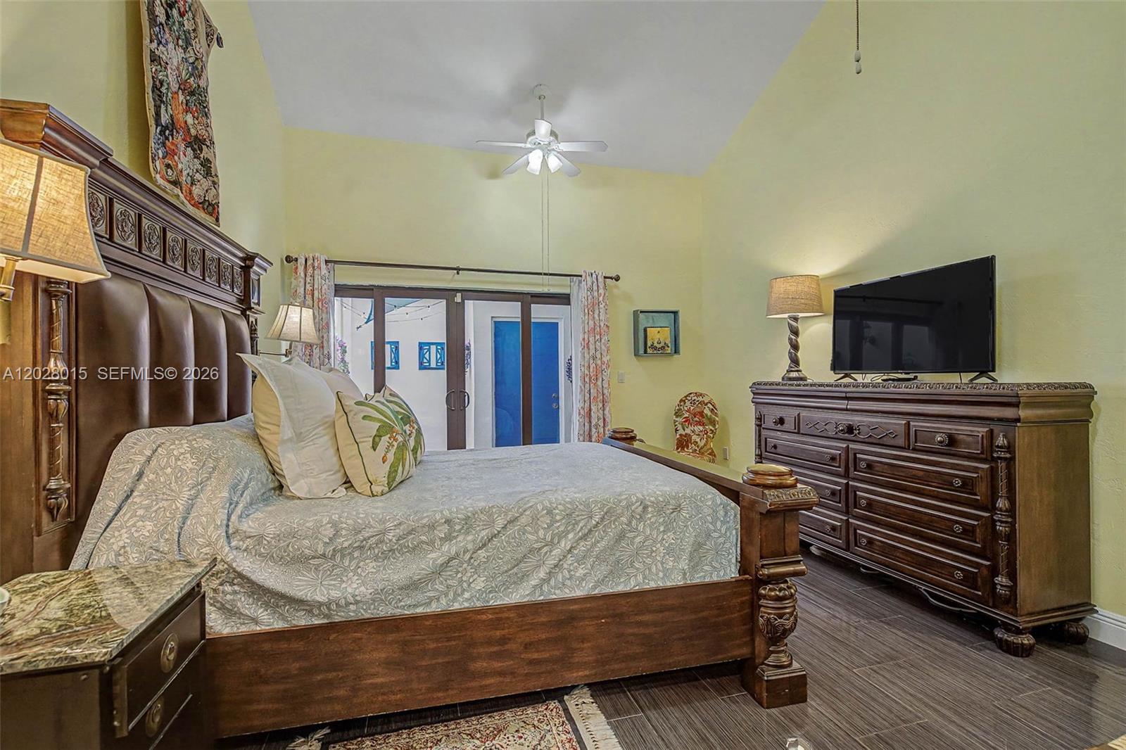 BANYANS OF SOUTH MIAMI CO - Residential