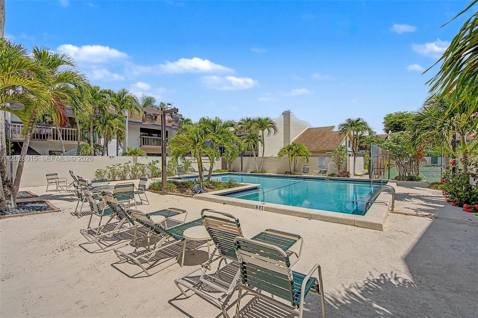 BANYANS OF SOUTH MIAMI CO - Residential