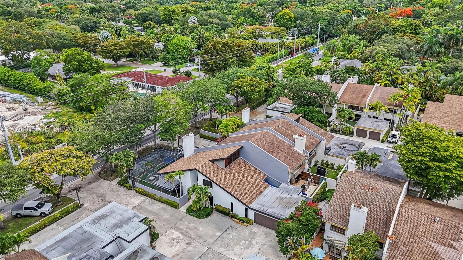 BANYANS OF SOUTH MIAMI CO - Residential