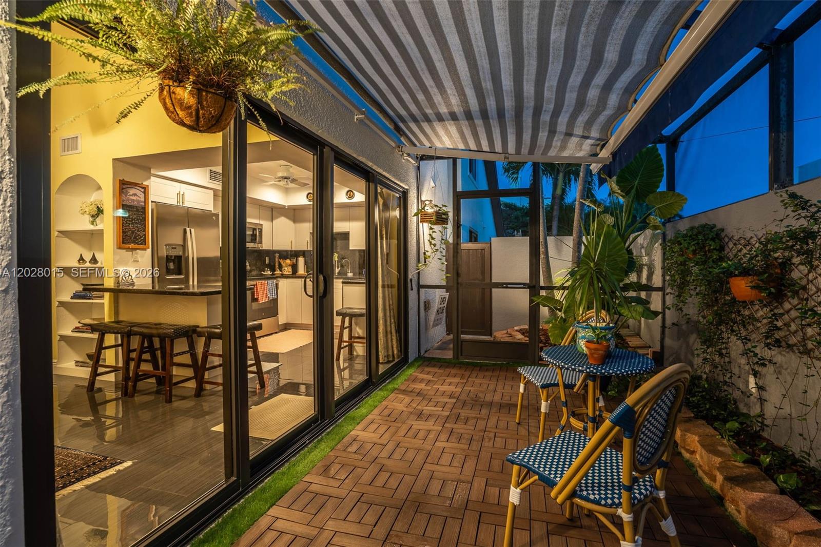 BANYANS OF SOUTH MIAMI CO - Residential