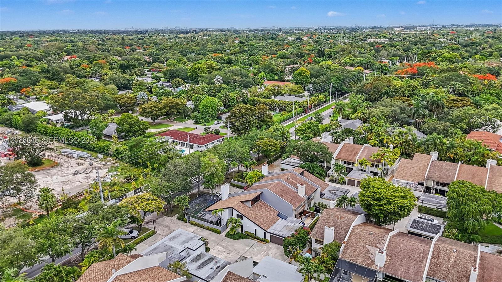BANYANS OF SOUTH MIAMI CO - Residential