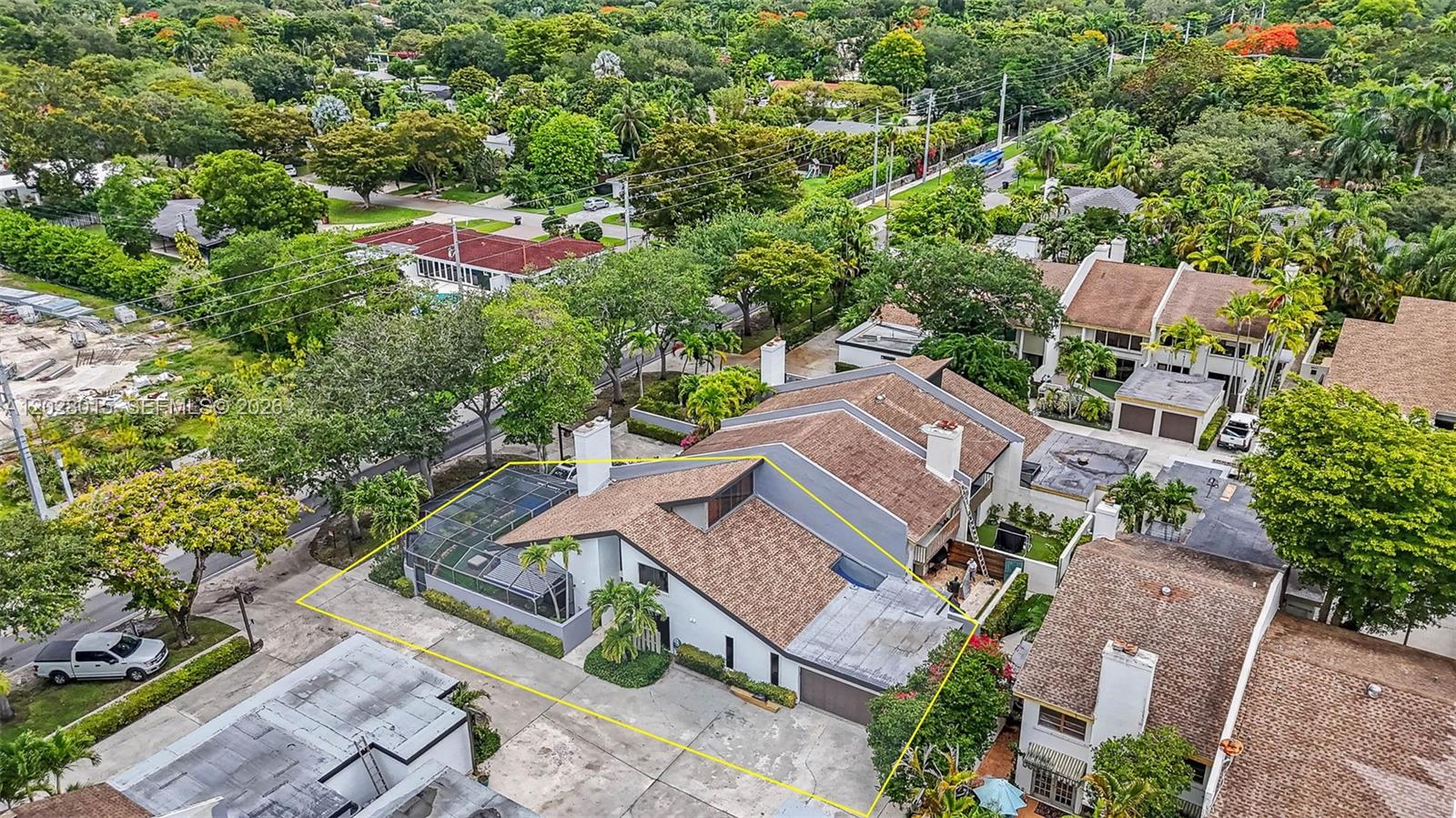 BANYANS OF SOUTH MIAMI CO - Residential