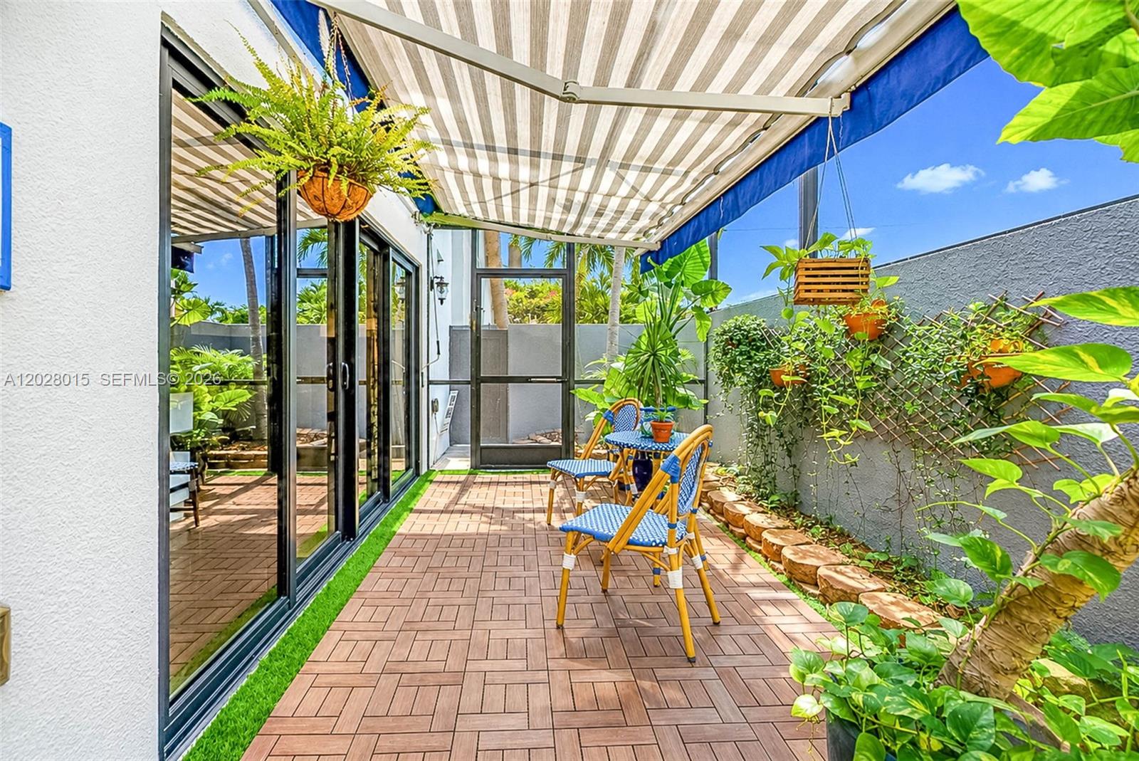 BANYANS OF SOUTH MIAMI CO - Residential