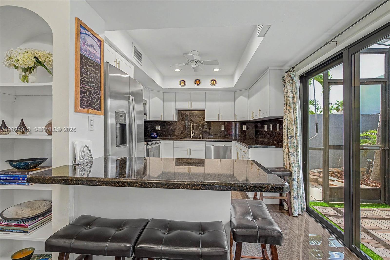 BANYANS OF SOUTH MIAMI CO - Residential