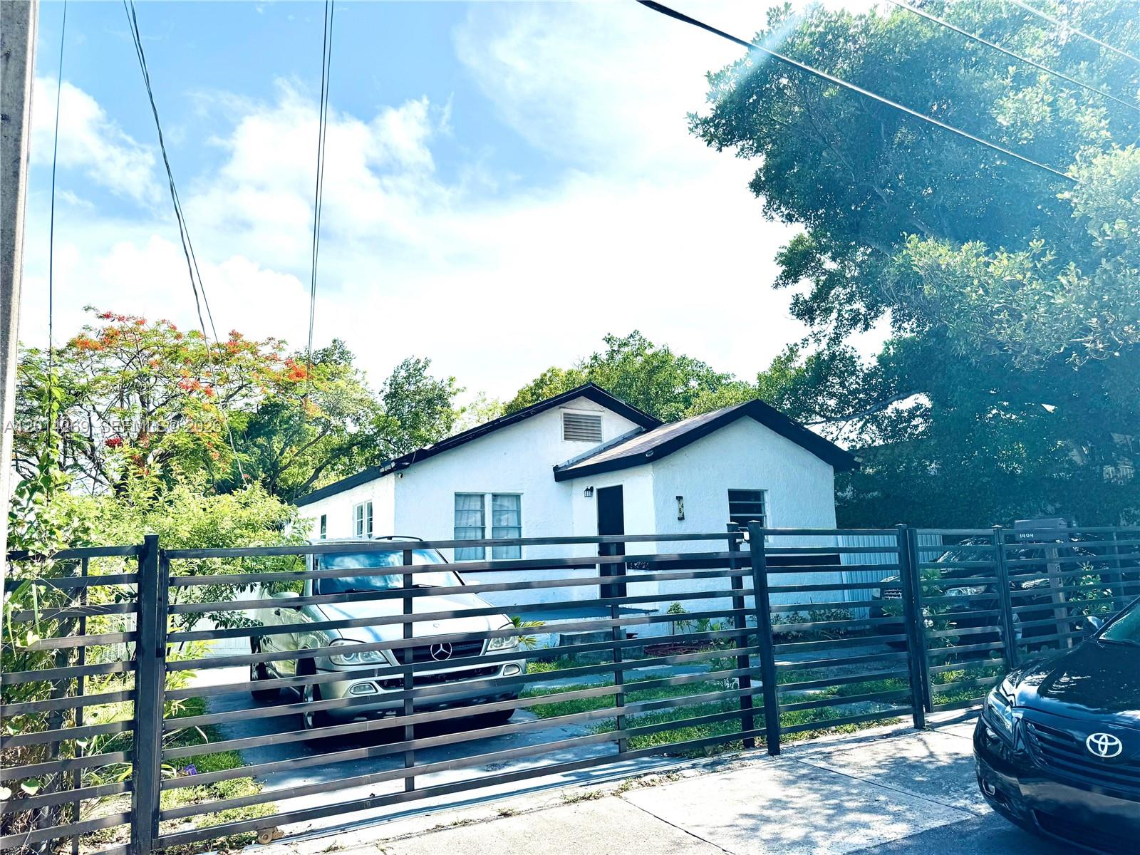 ORANGE HEIGHTS - Residential