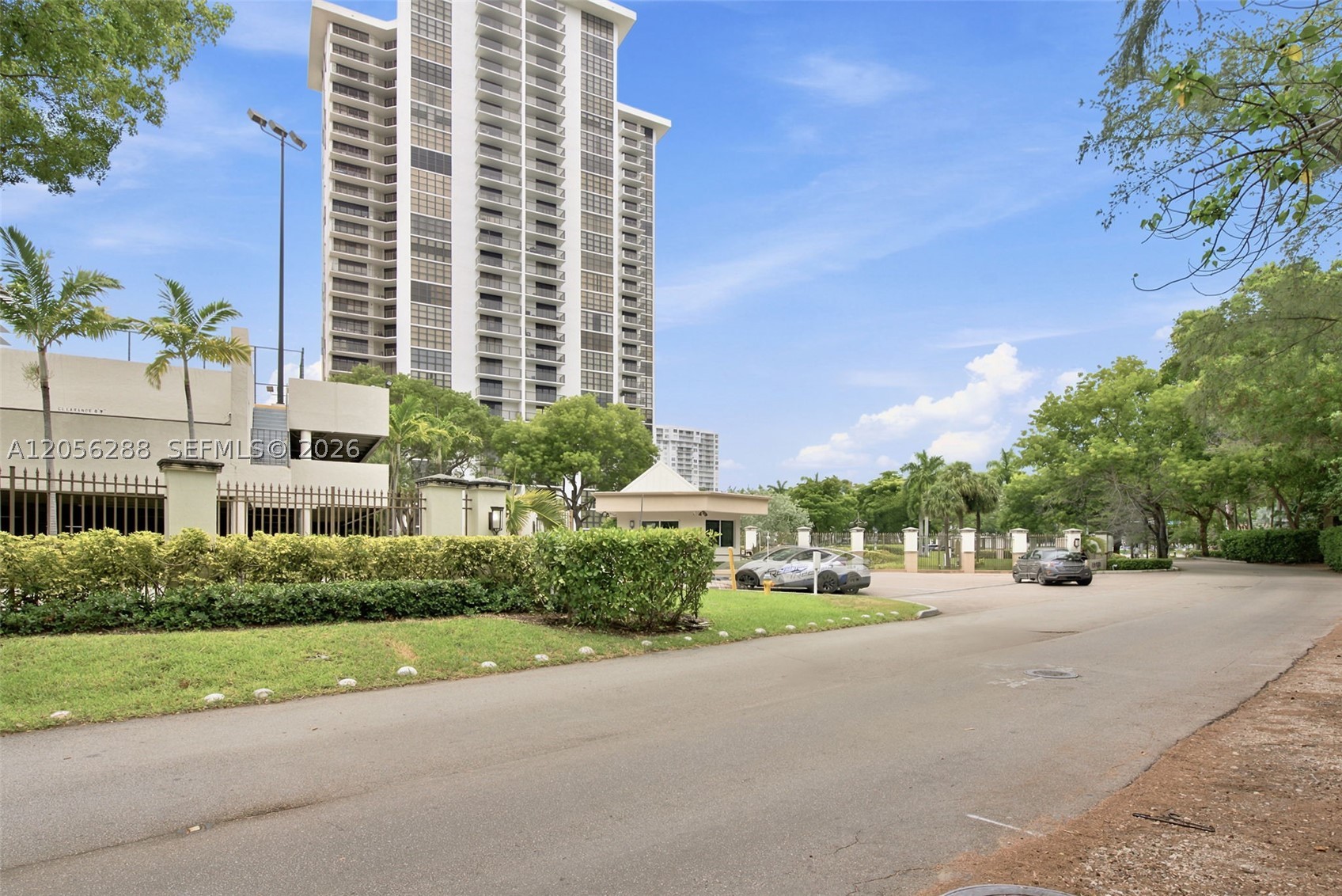 TOWER AT BISCAYNE COVE CO - Residential