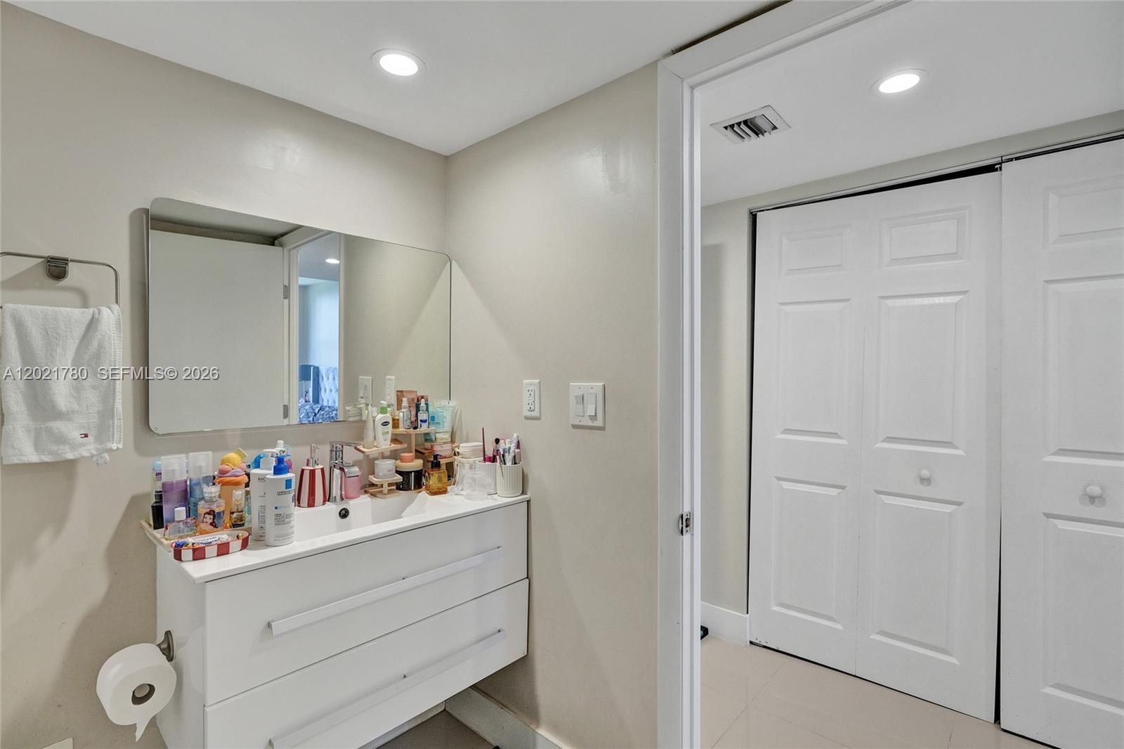 CORONADO CONDO- TOWER I - Residential