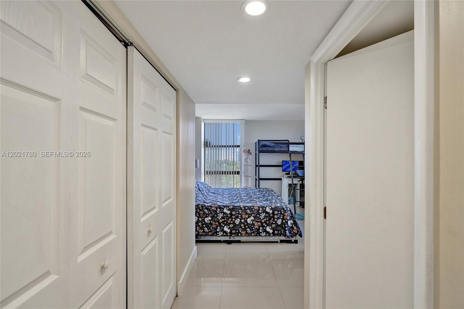 CORONADO CONDO- TOWER I - Residential