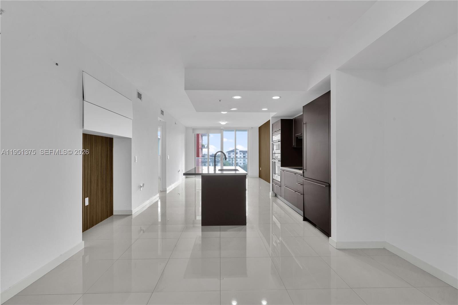 GRAND BAY COMMONS SOUTH - Residential