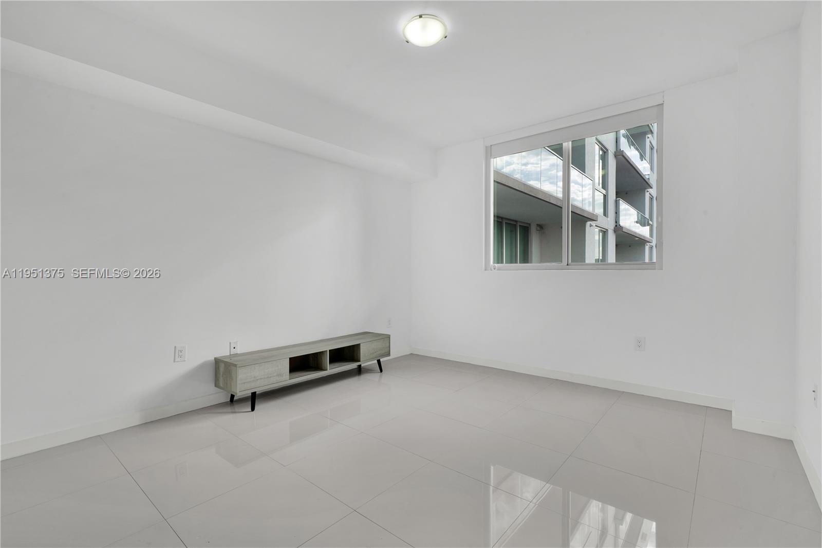 GRAND BAY COMMONS SOUTH - Residential