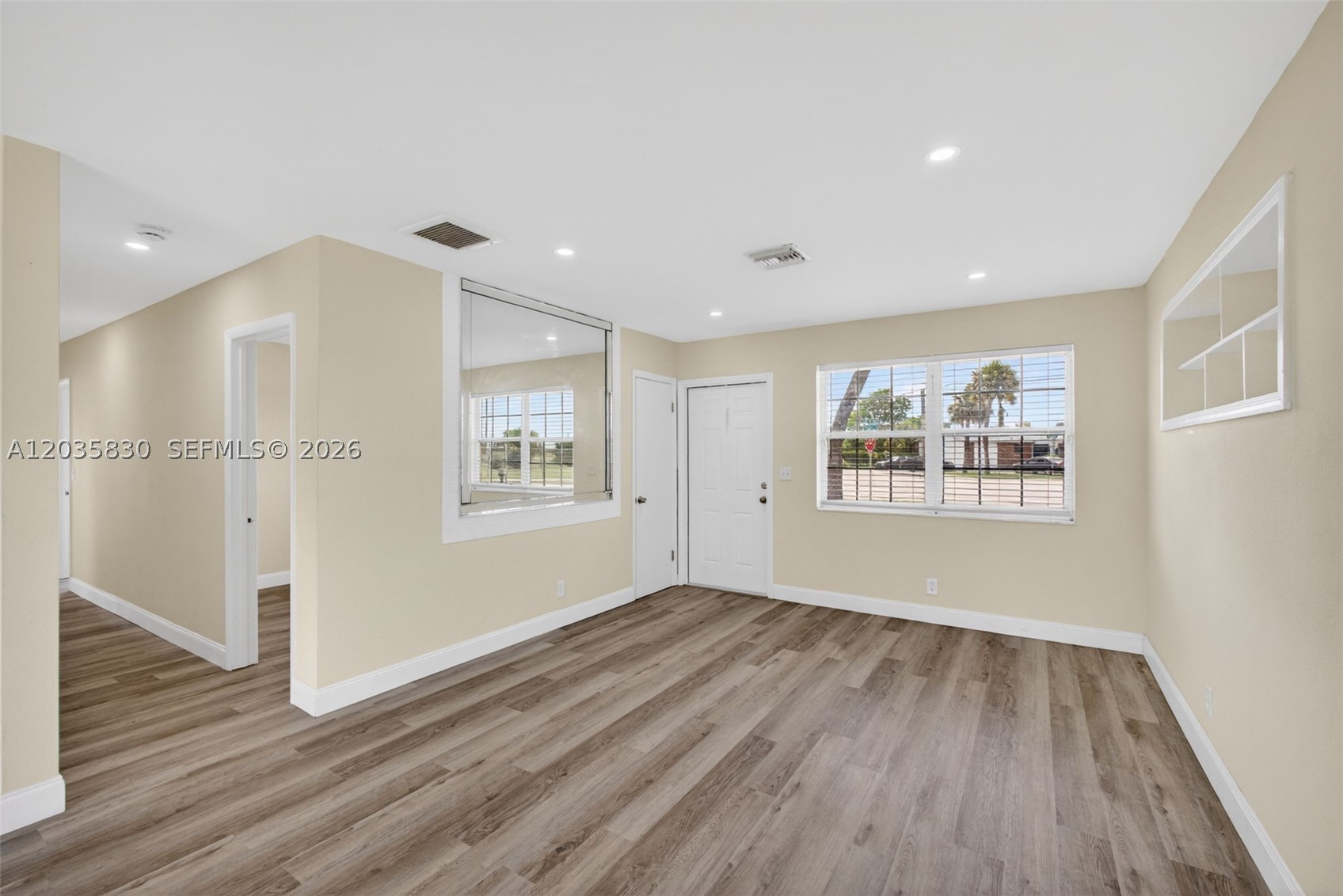PARK MANOR 2 - Residential