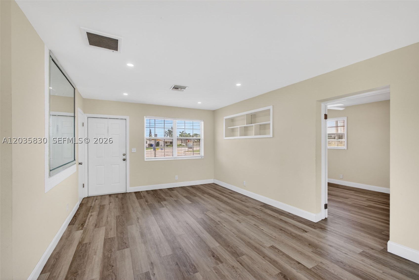 PARK MANOR 2 - Residential