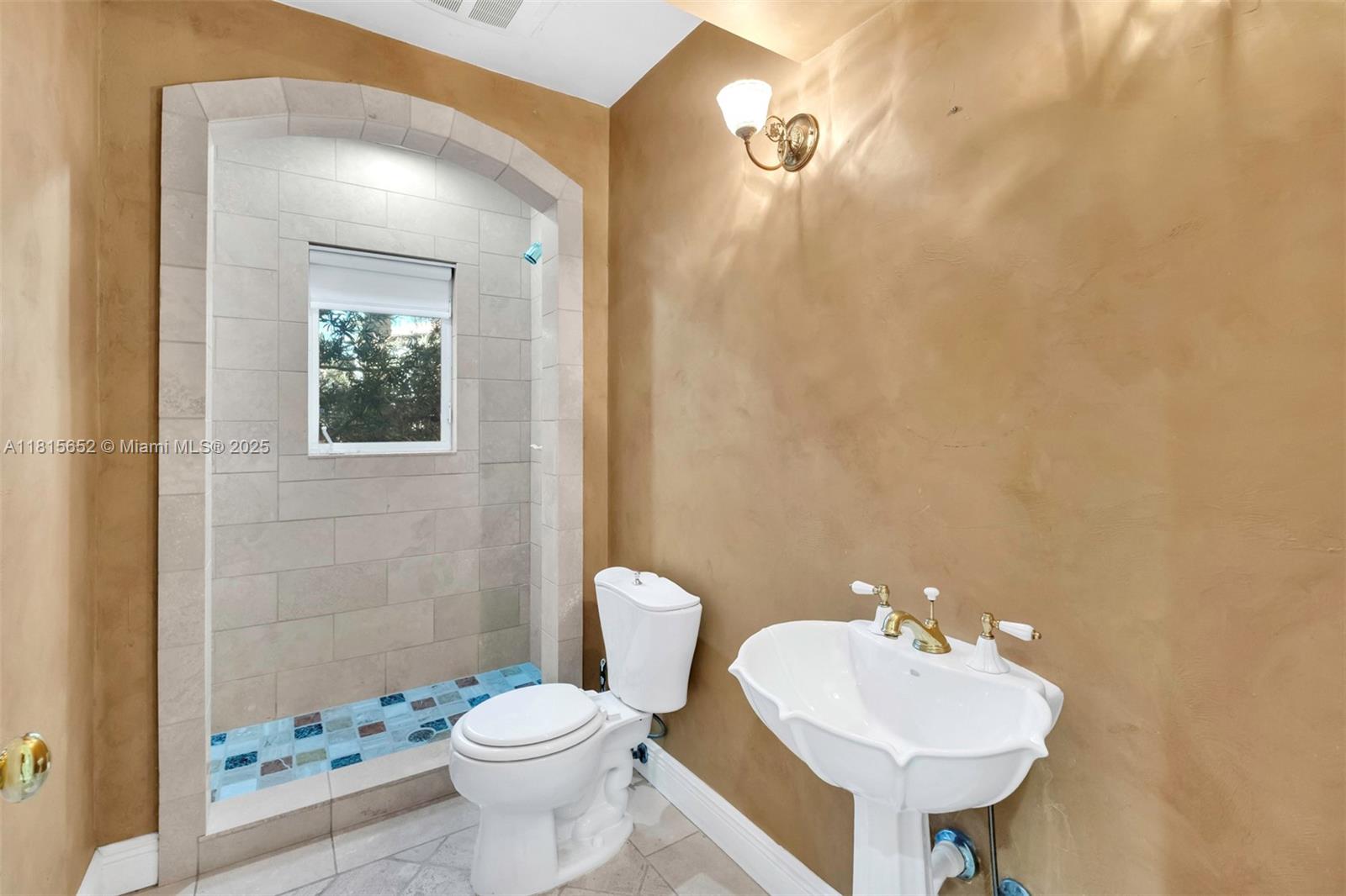 BISCAYNE KEY ESTATES - Residential