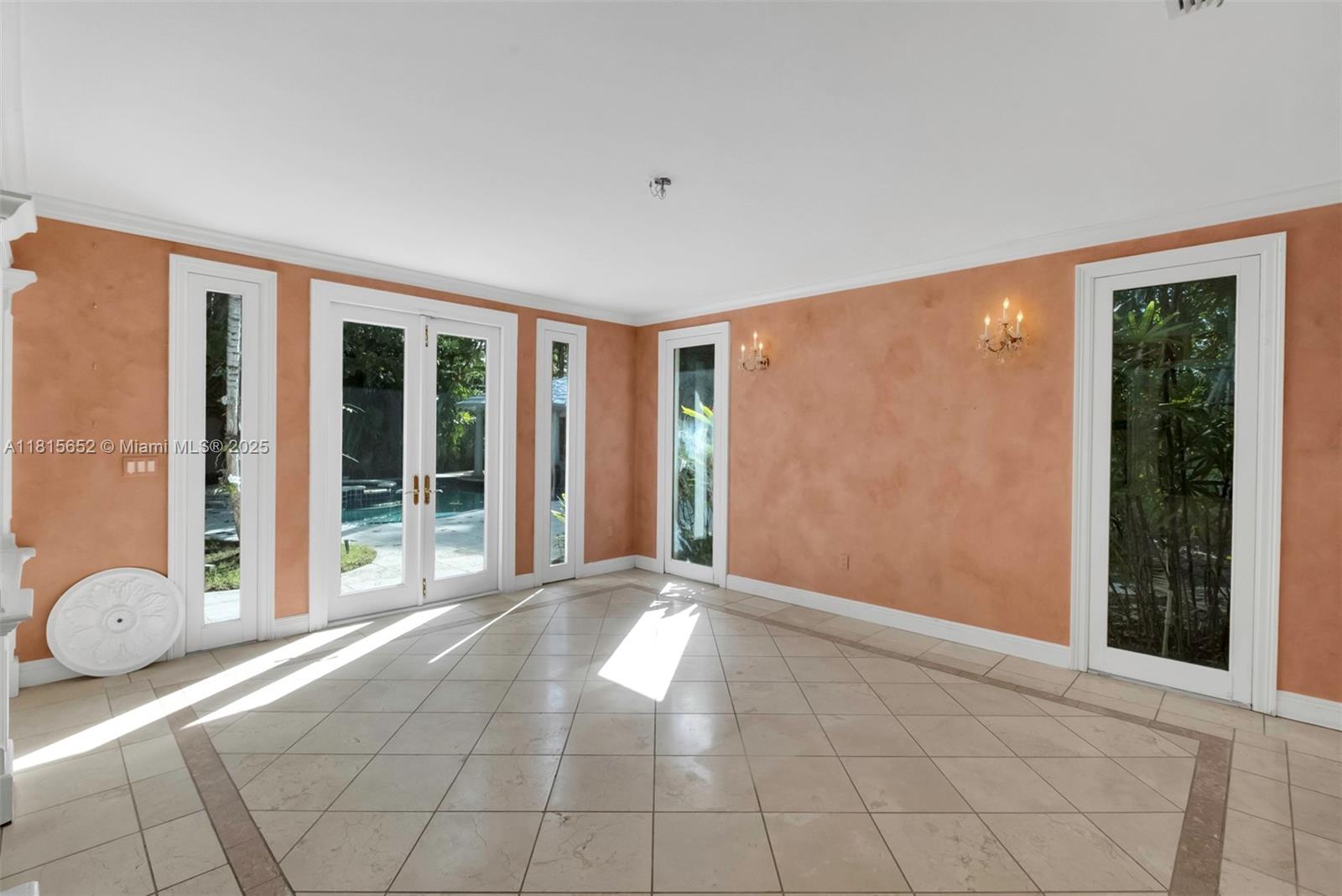 BISCAYNE KEY ESTATES - Residential