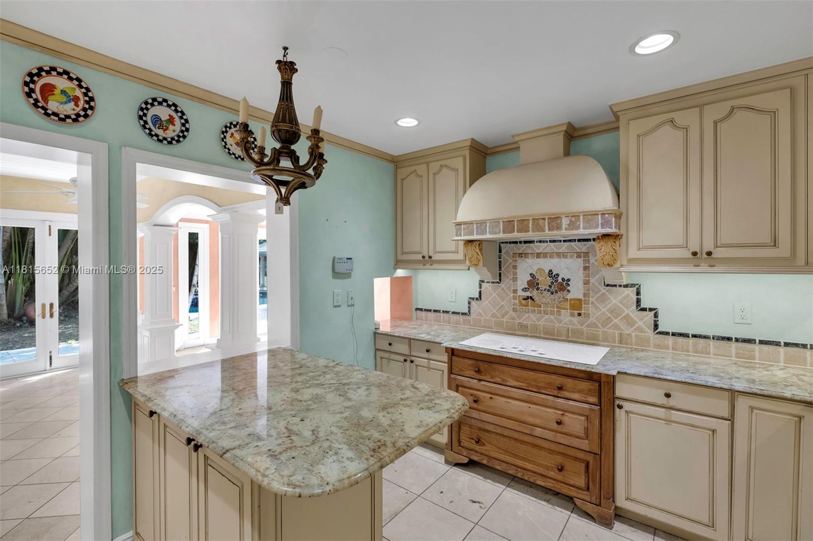 BISCAYNE KEY ESTATES - Residential