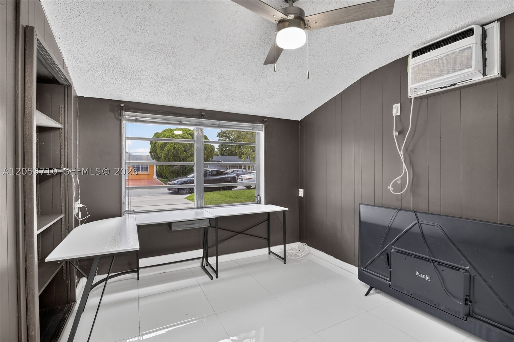 MIRAMAR SEC 8 - Residential Lease