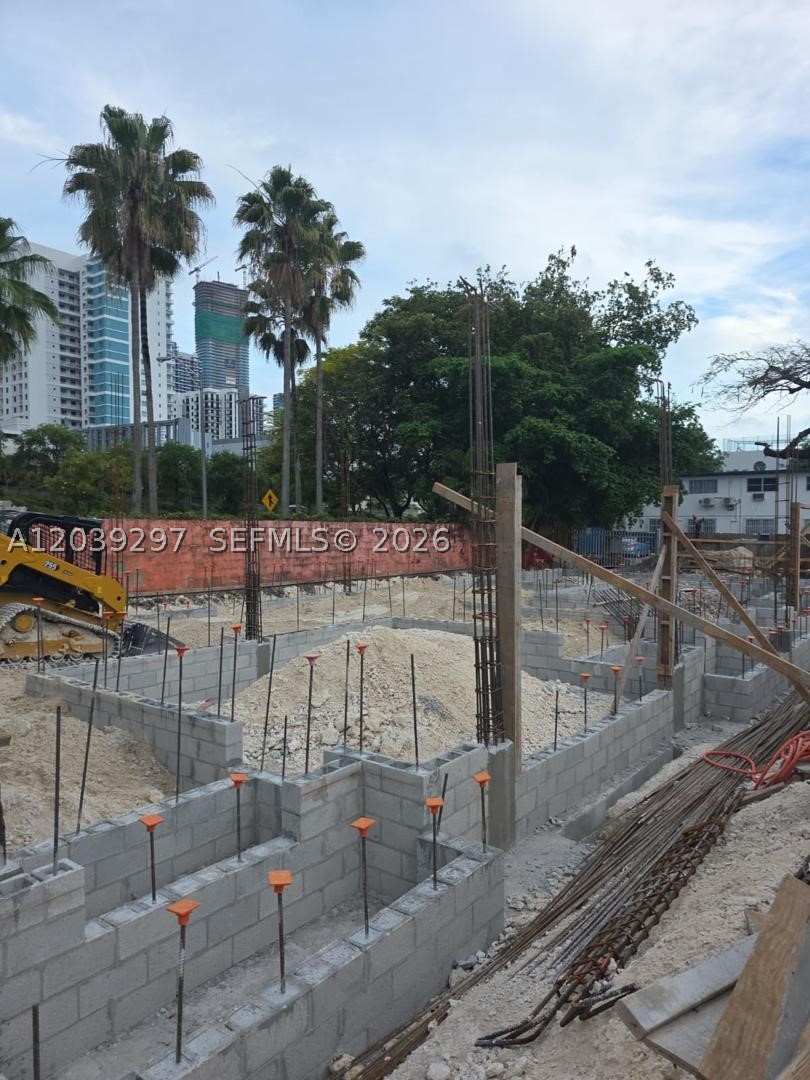 CITY OF MIAMI SOUTH - Residential