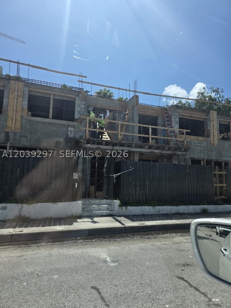 CITY OF MIAMI SOUTH - Residential