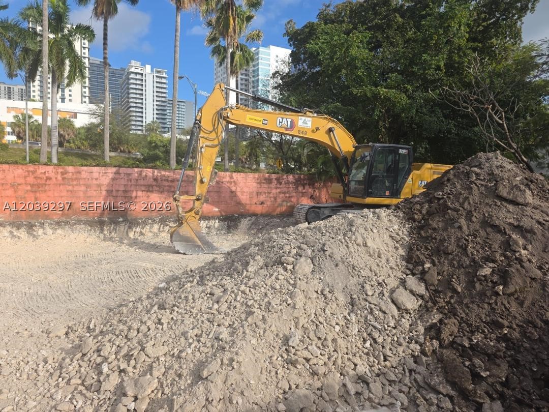 CITY OF MIAMI SOUTH - Residential