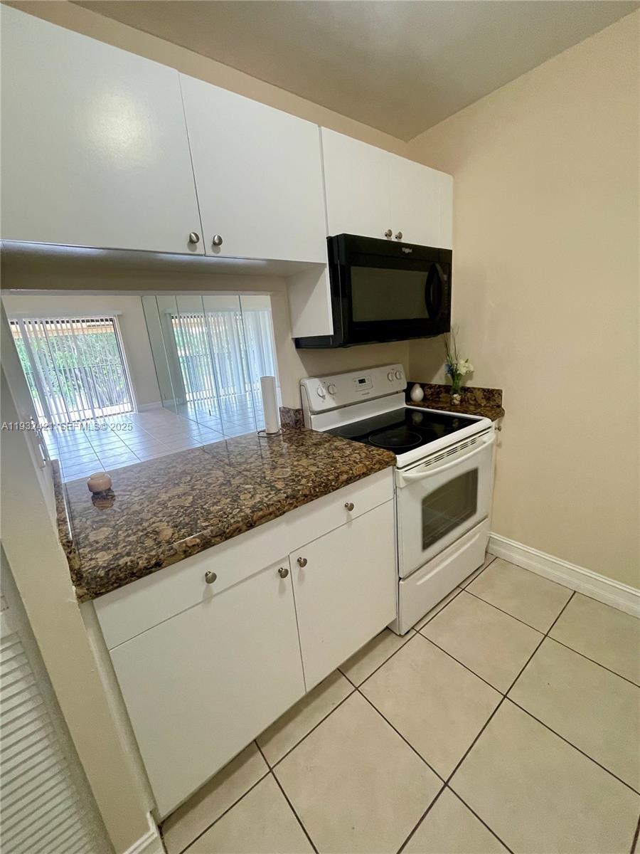 WATERS EDGE OF CORAL SPRI - Residential Lease