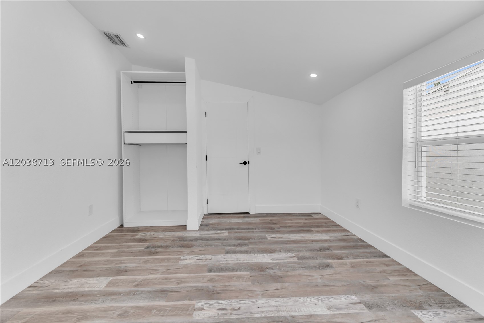 GOLF PARK SEC 2 REV - Residential Lease