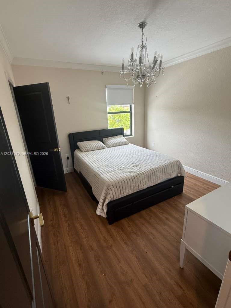 BAY GARDENS - Residential