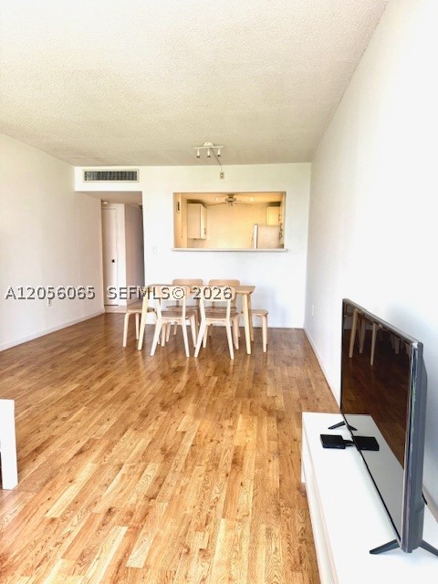 BONAVIDA CONDO - Residential