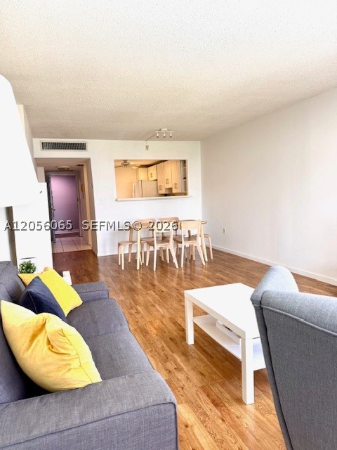 BONAVIDA CONDO - Residential