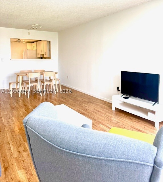 BONAVIDA CONDO - Residential