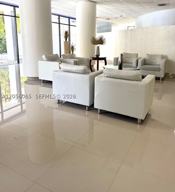 BONAVIDA CONDO - Residential