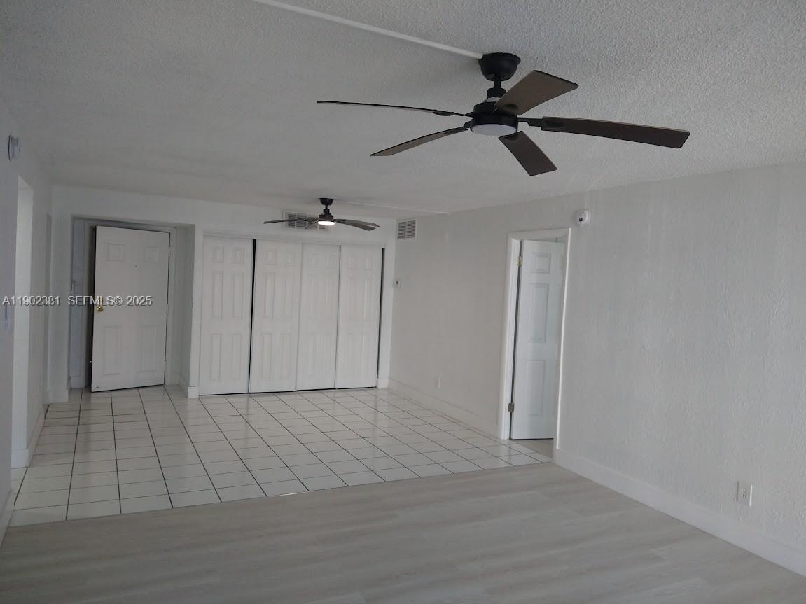 ELLINGTON AT COUNTY LINE - Residential