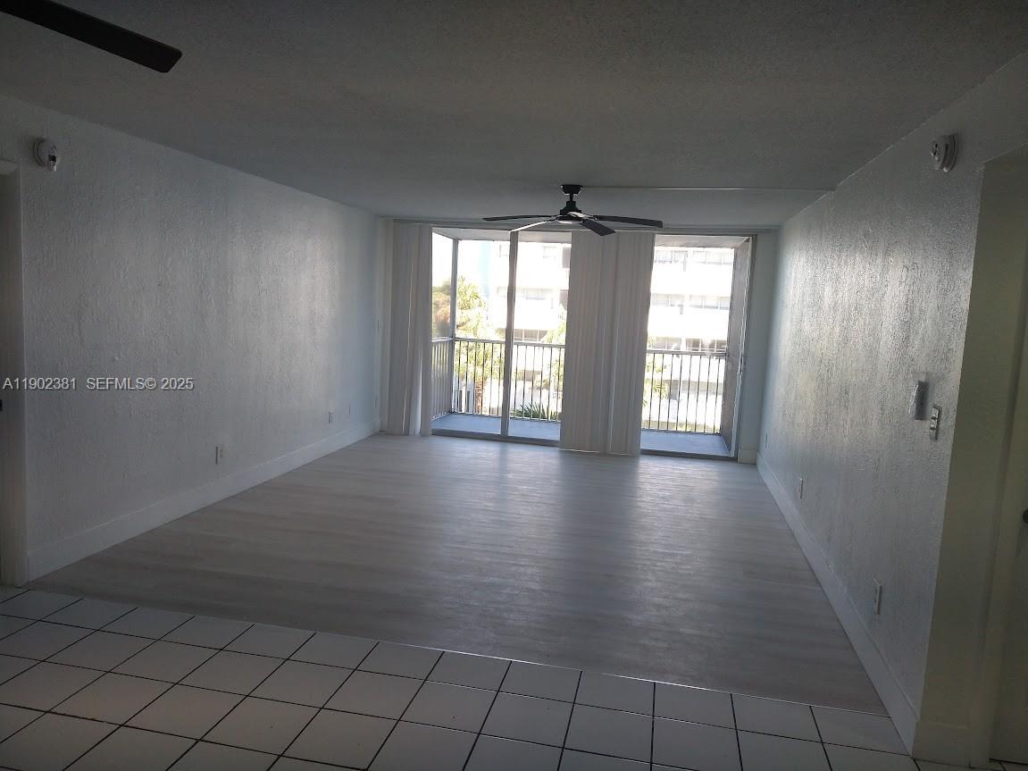 ELLINGTON AT COUNTY LINE - Residential