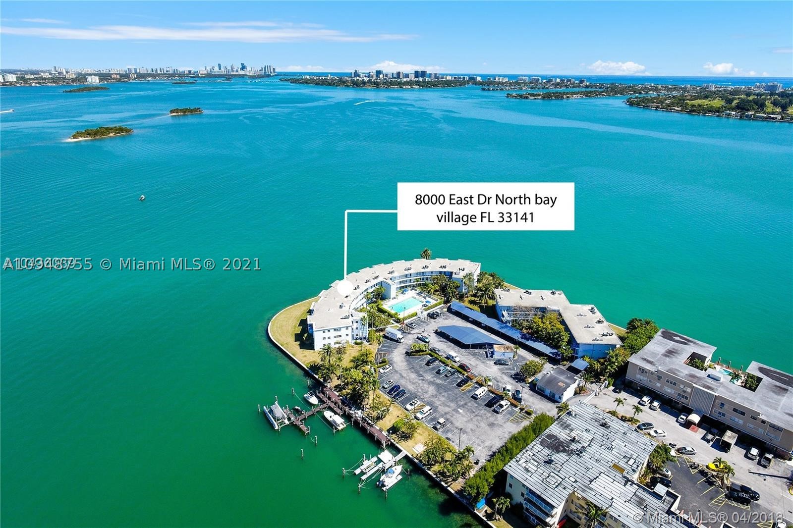 HARBOR ISLAND - Commercial Sale