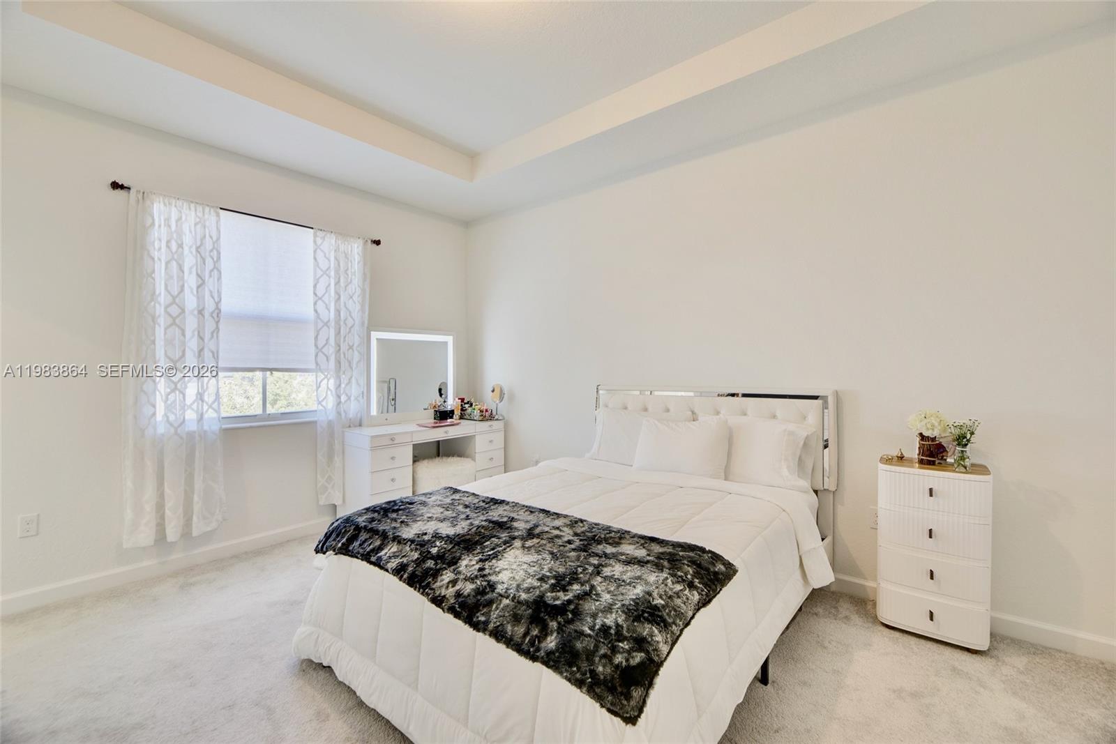 WINDSOR SQUARE - Residential