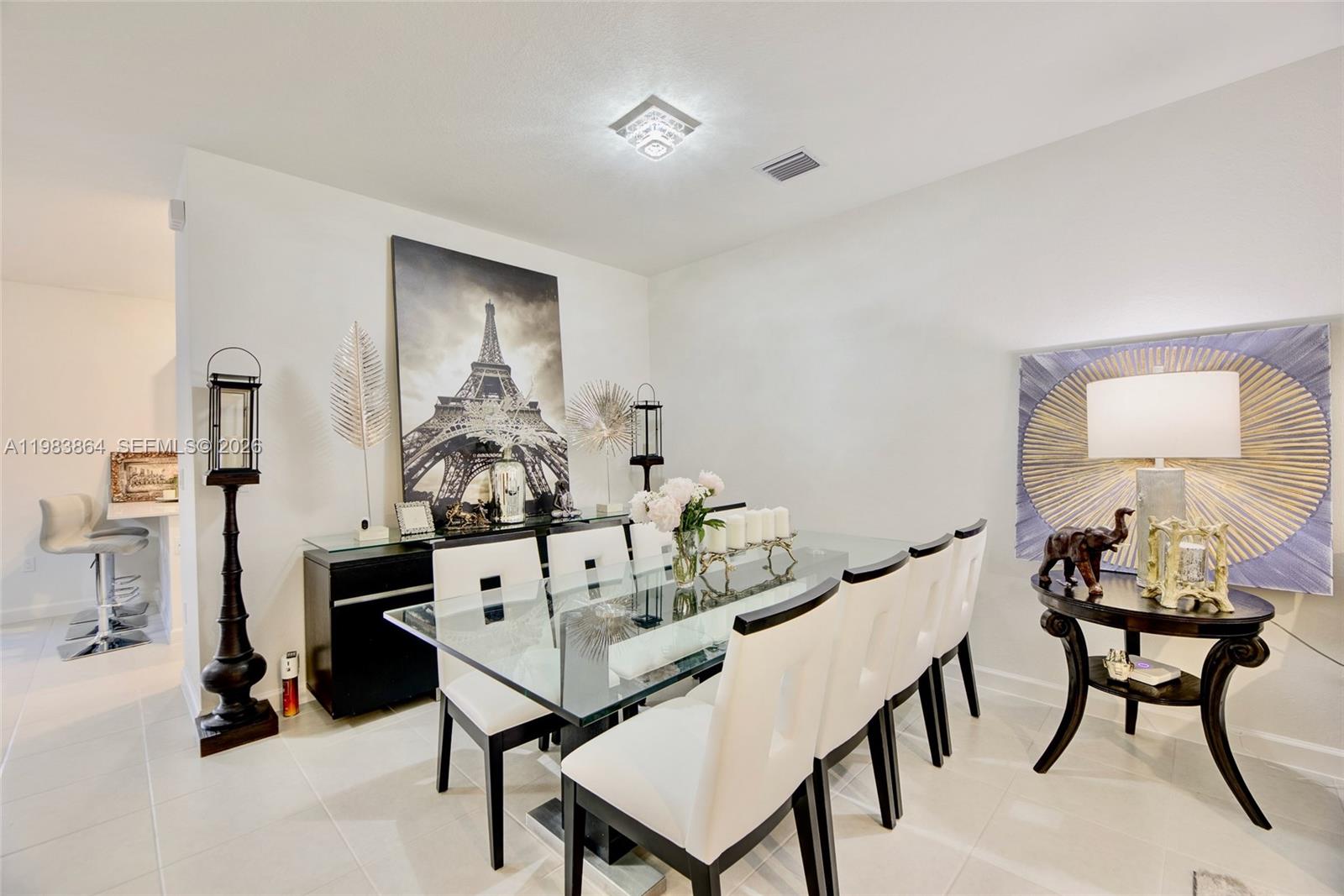 WINDSOR SQUARE - Residential