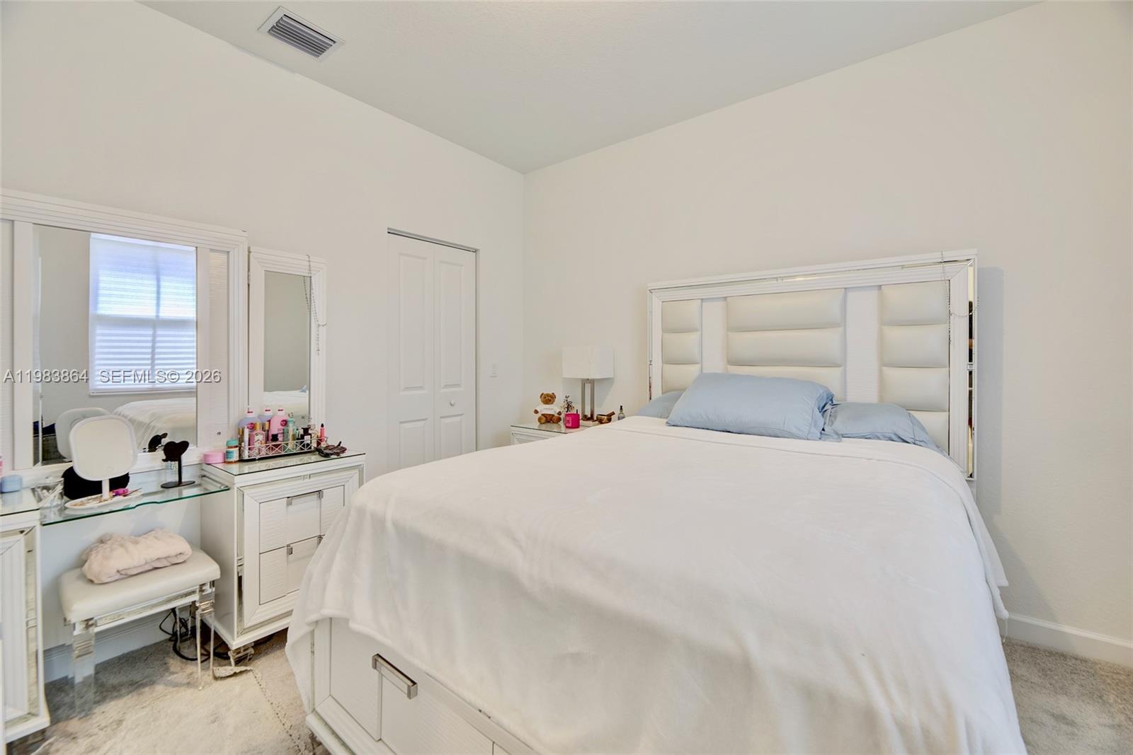 WINDSOR SQUARE - Residential