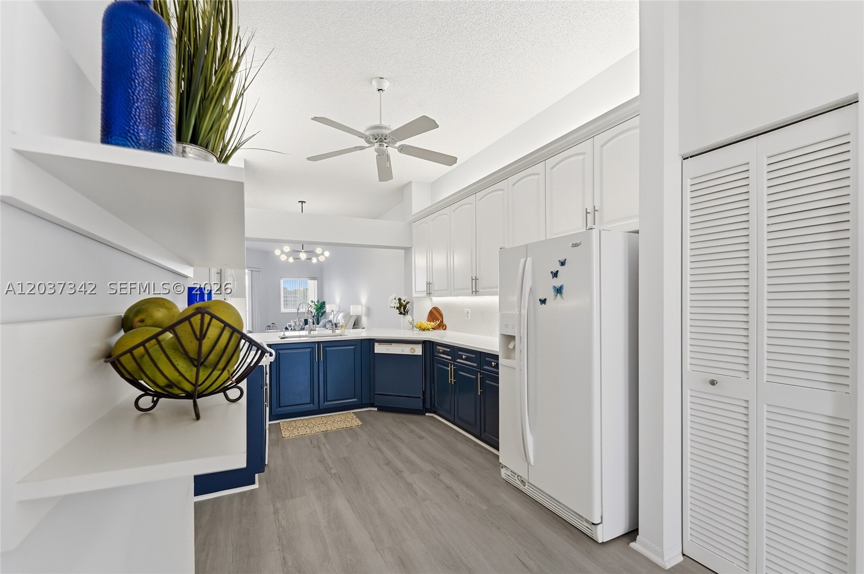 GRANVILLE CONDOMINIUM H - Residential