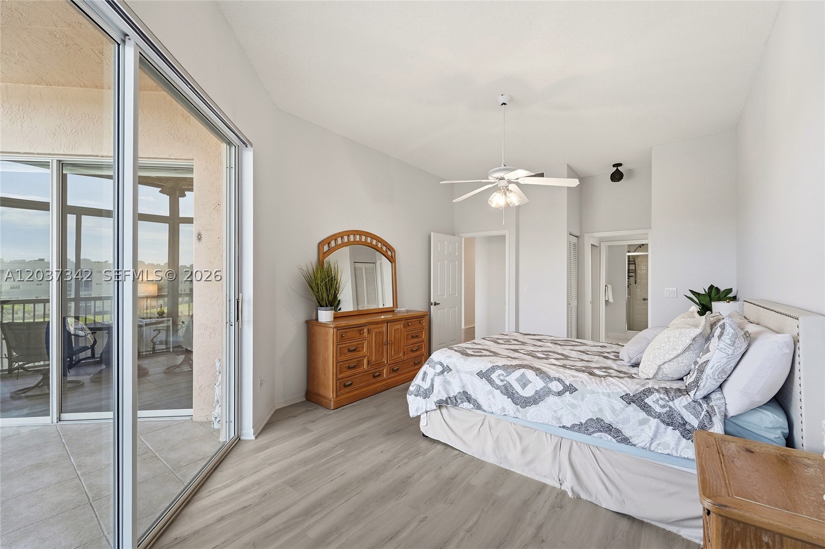 GRANVILLE CONDOMINIUM H - Residential