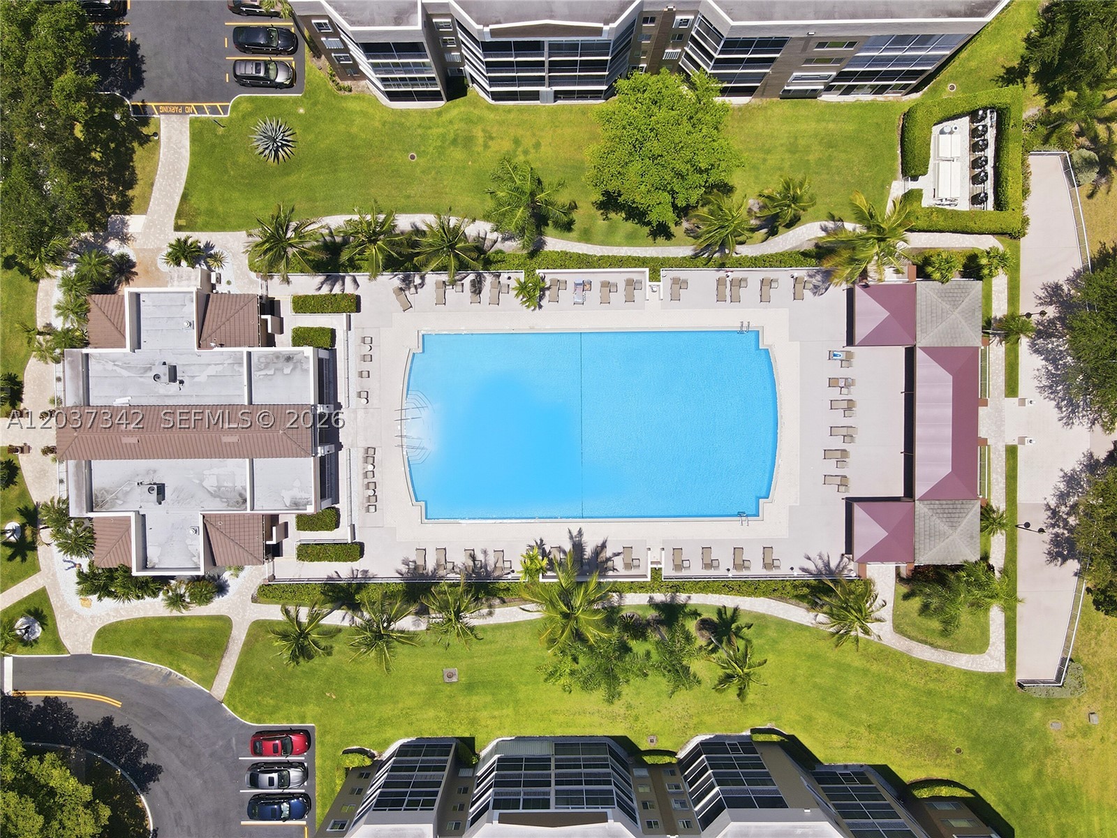 GRANVILLE CONDOMINIUM H - Residential