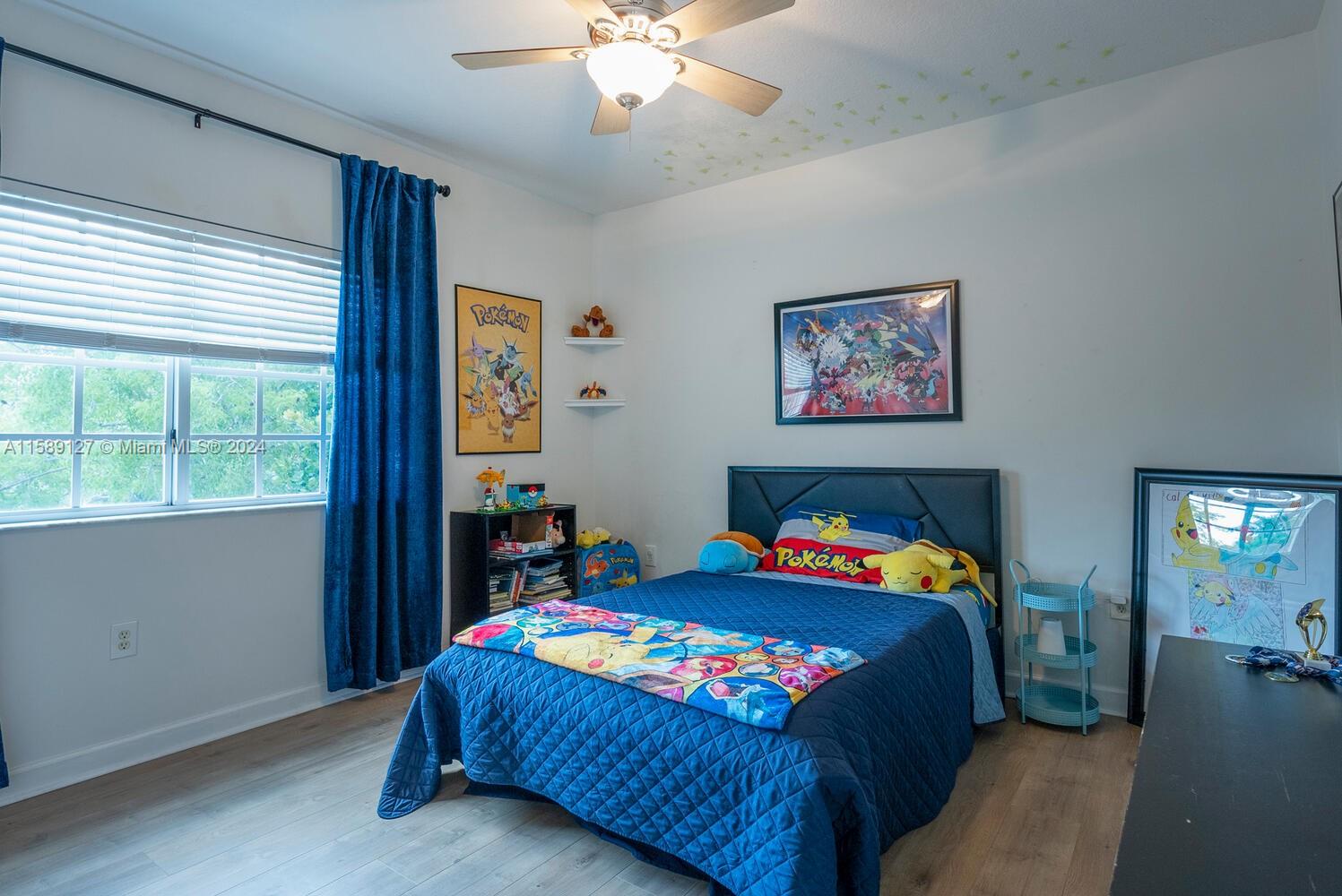 FLORIDIAN BAY ESTATES - Residential