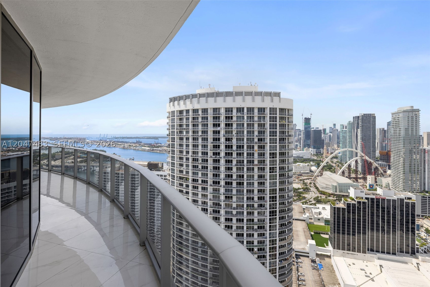 ARIA ON THE BAY CONDO - Residential