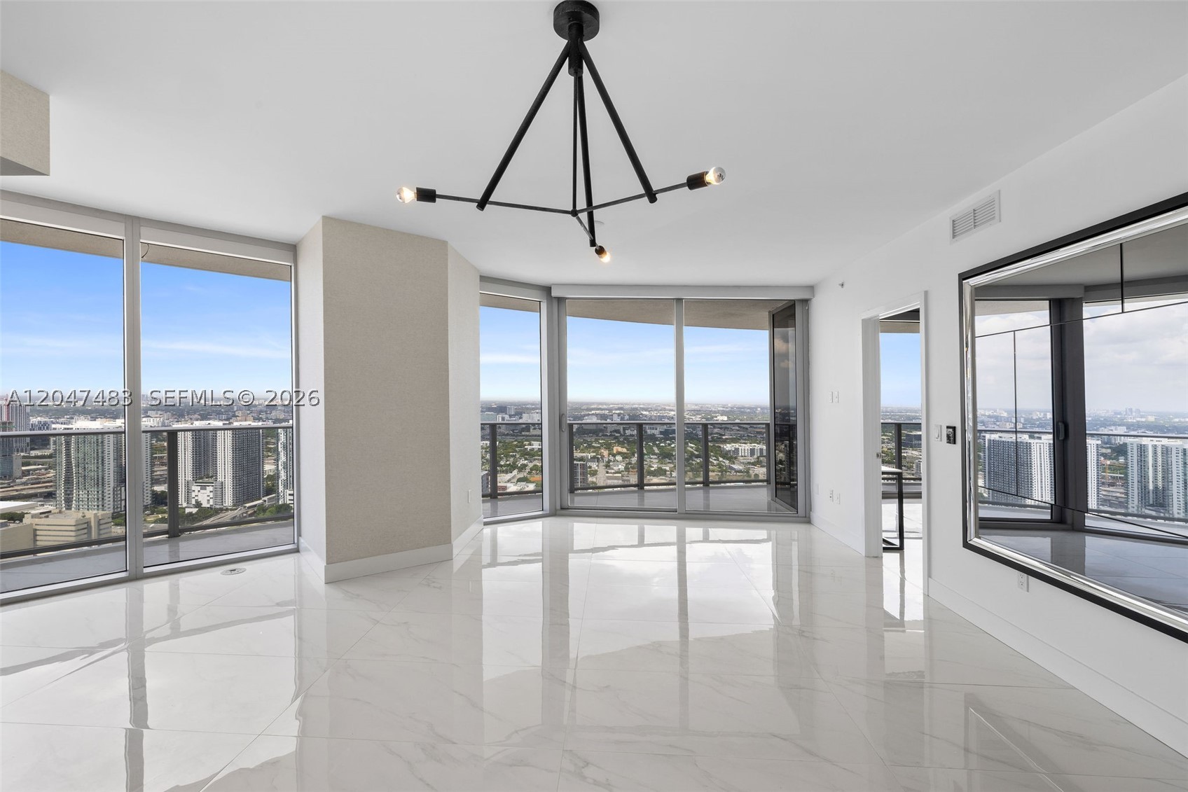 ARIA ON THE BAY CONDO - Residential