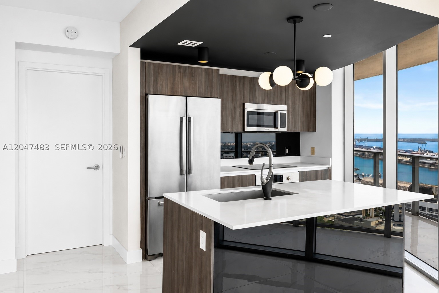 ARIA ON THE BAY CONDO - Residential