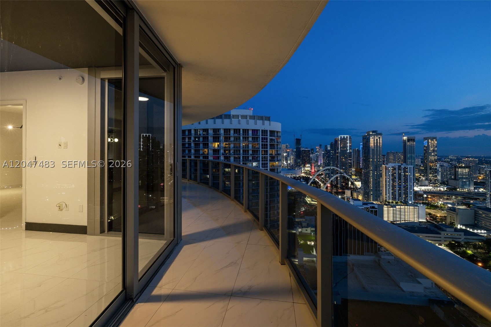 ARIA ON THE BAY CONDO - Residential