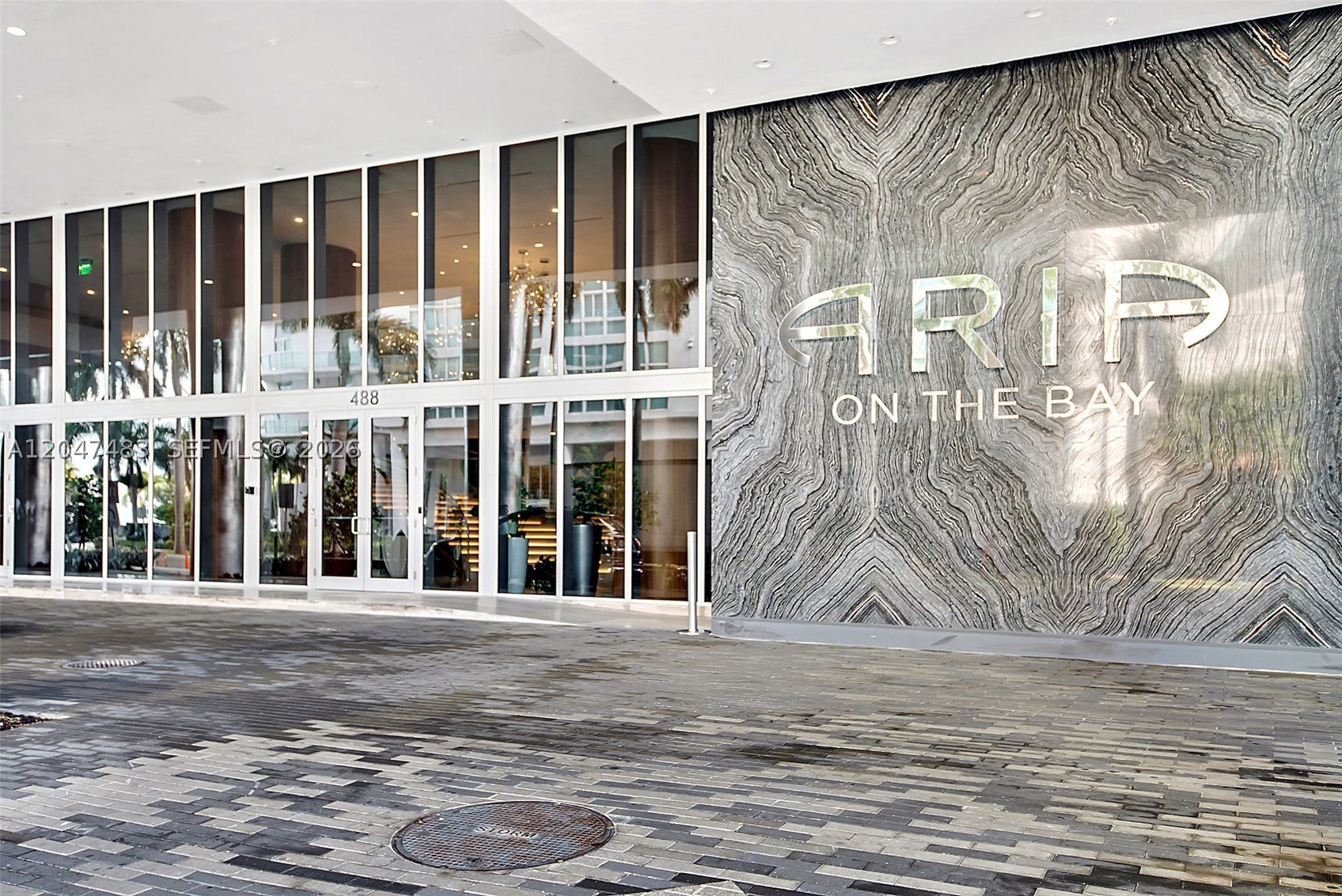 ARIA ON THE BAY CONDO - Residential