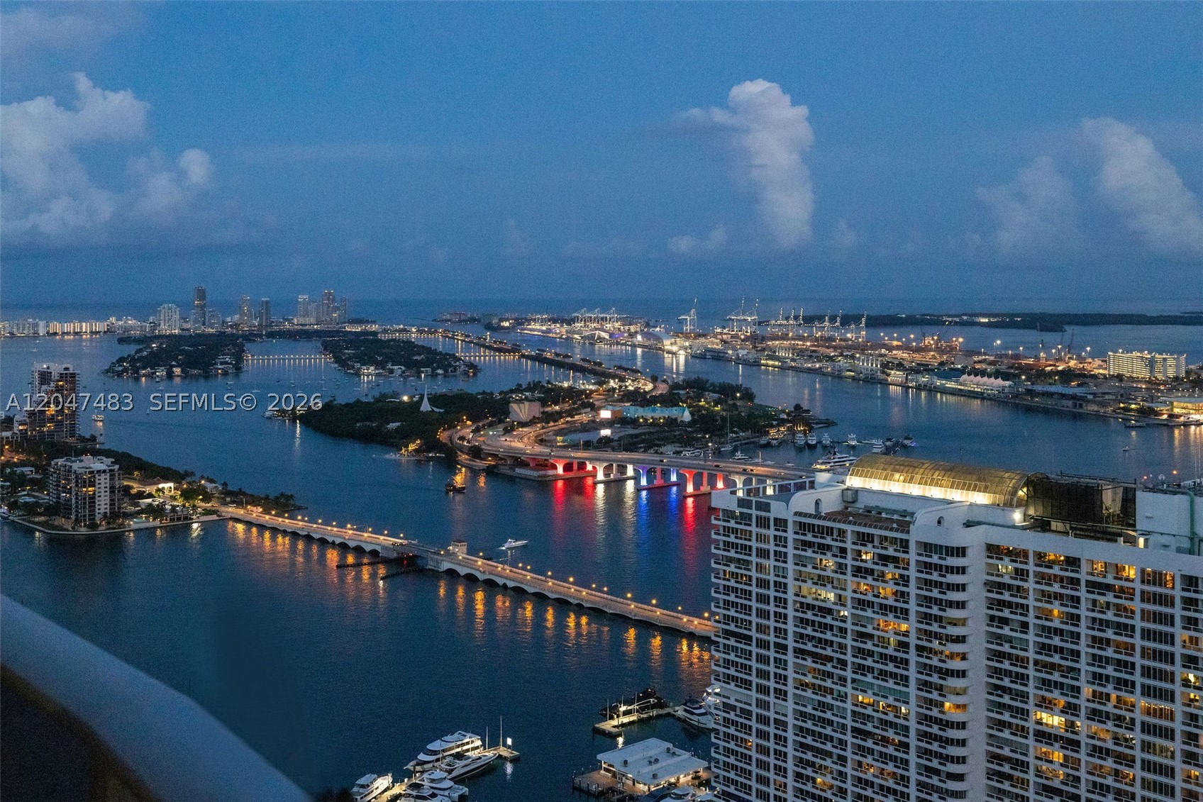 ARIA ON THE BAY CONDO - Residential