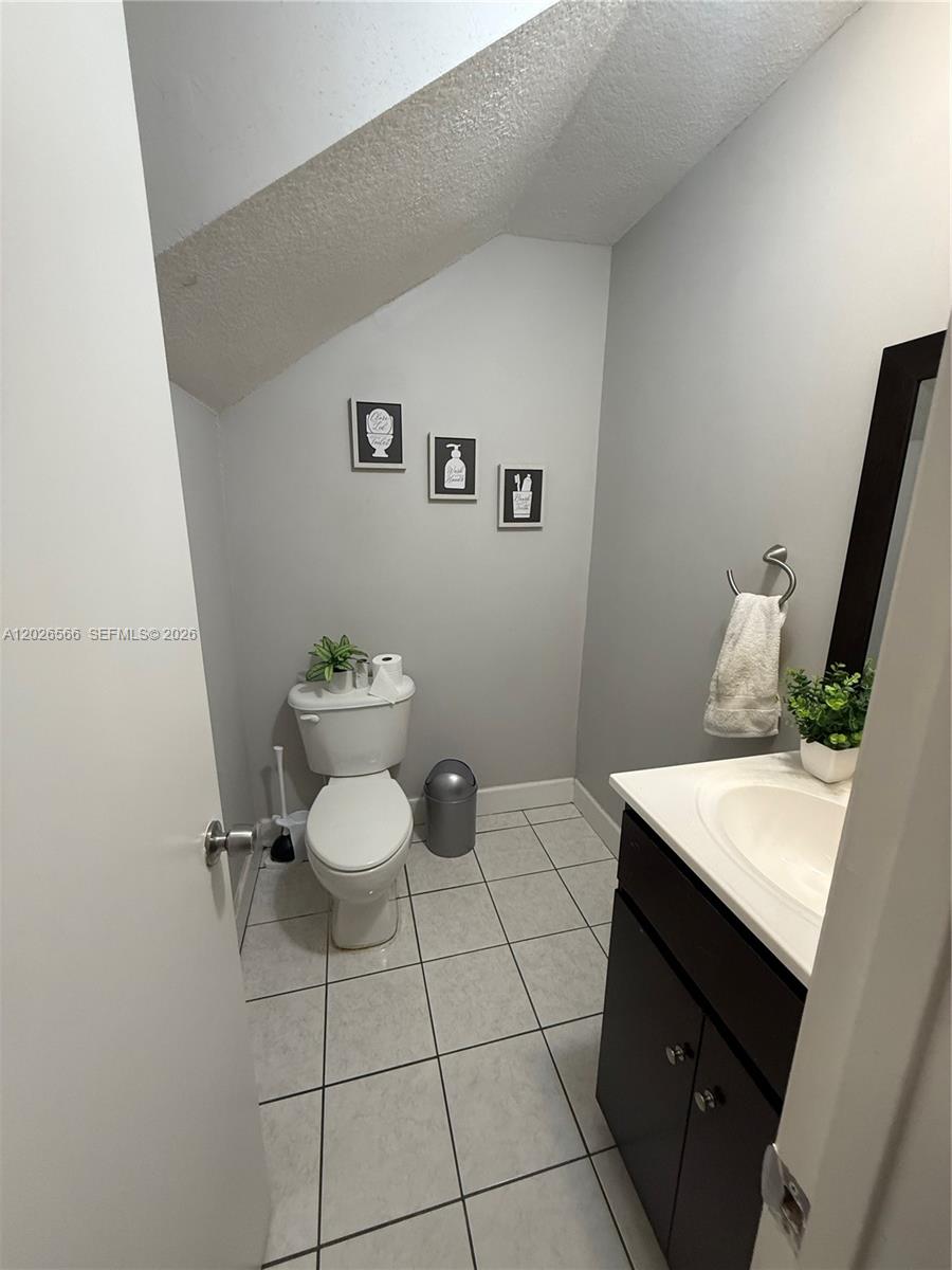 BONITA GOLF VIEW TOWNVILL - Residential Lease